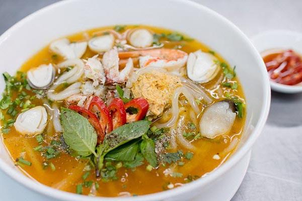 Học cách nấu bánh canh cua cực ngon mở quán