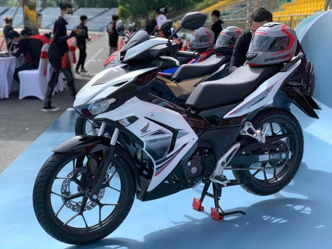 Honda Winner X Tiêu chuẩn CBS