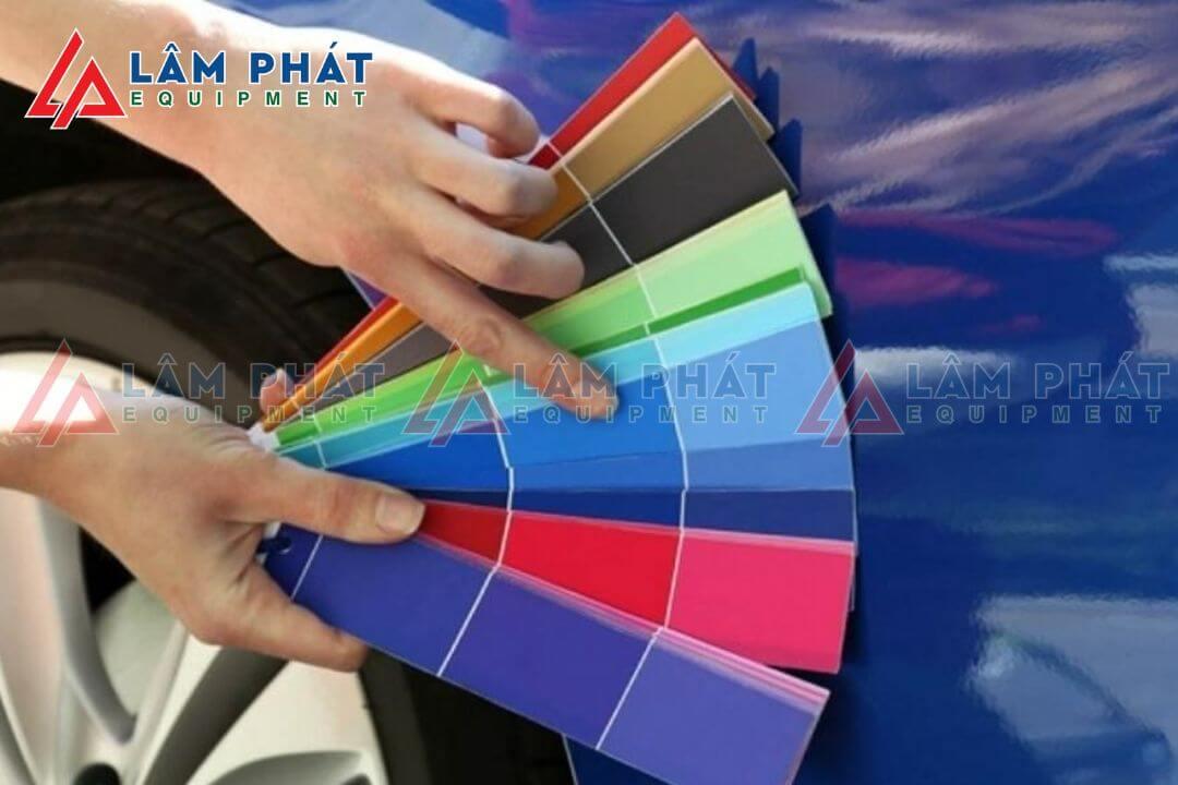 Thay đổi dàn áo xe có bị phạt không?