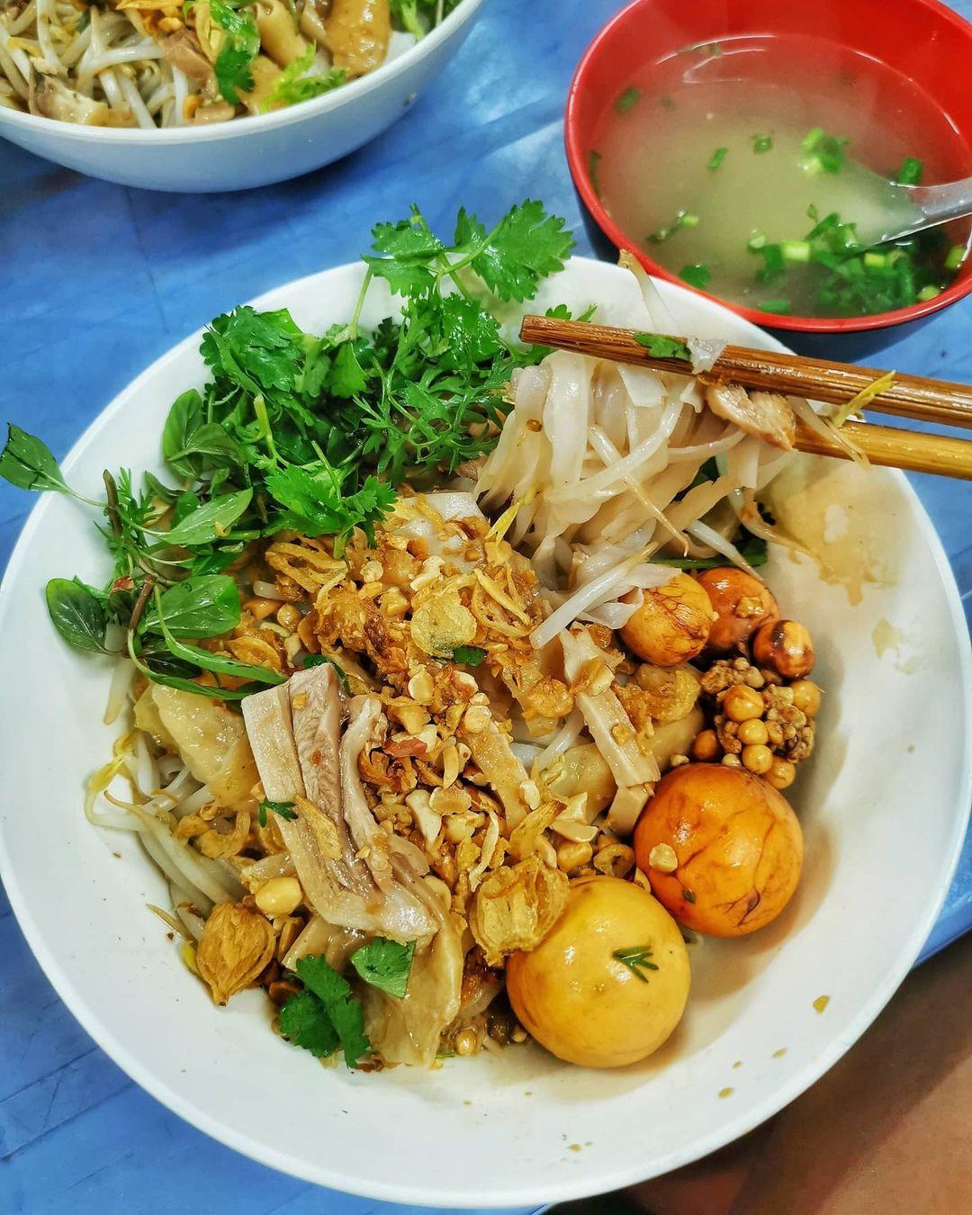 pho tron ha noi