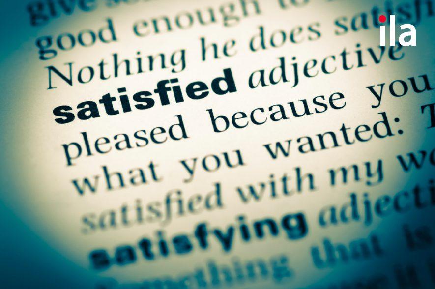 Satisfied đi với giới từ gì? Tổng hợp trọn bộ kiến thức và bài tập