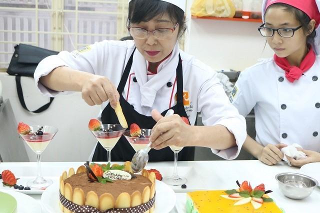 Định nghĩa nghề làm bánh trên nhiều lĩnh vực
